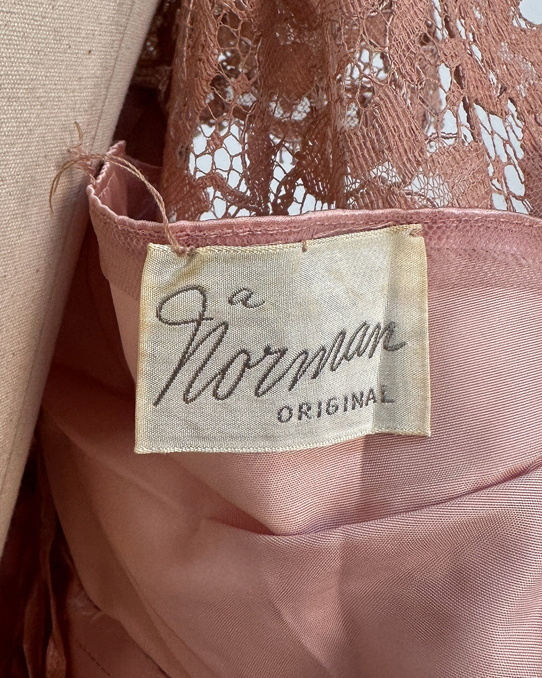 1950s Romantic Mauve Lace Evening Dress with Pink Satin Accents / Medium