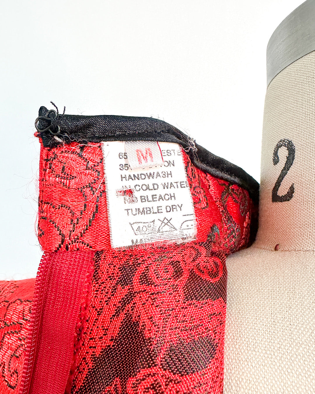 1970-80s 'The Dragon’s Shadow' Qipao / Medium