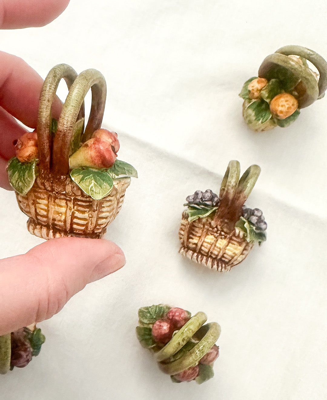 Mid-Century Modern Fruit Basket Place Card Holders