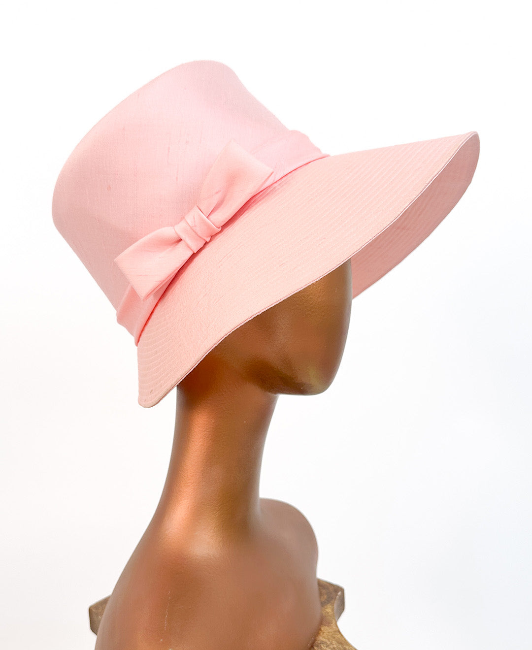 1960s Pink Bonnet-Styled Wide Brim Hat