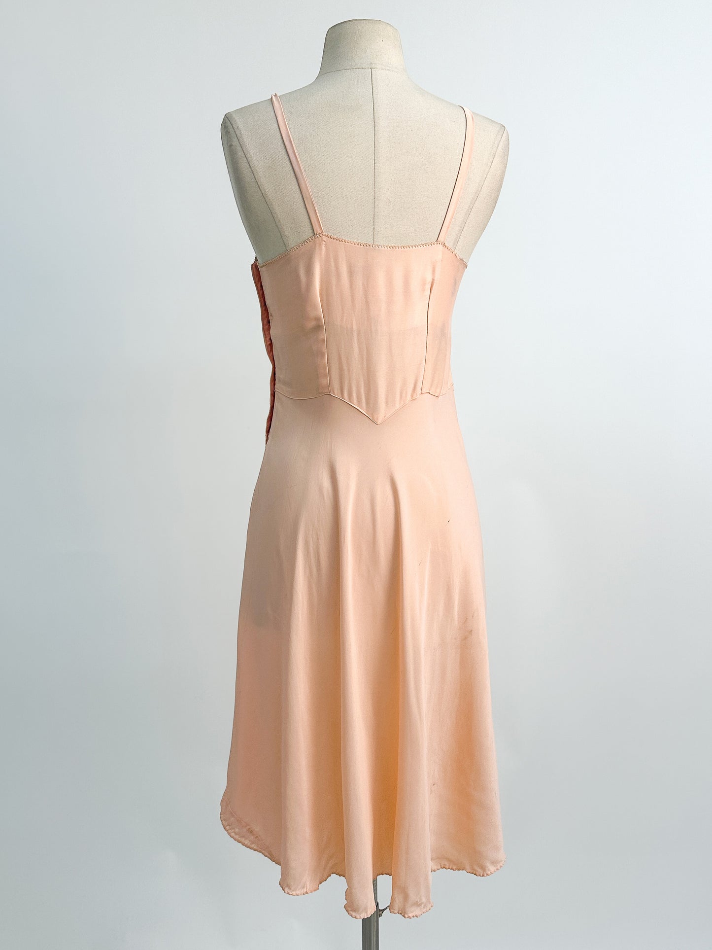 1930-40s Slip with Floral Appliqué / Small