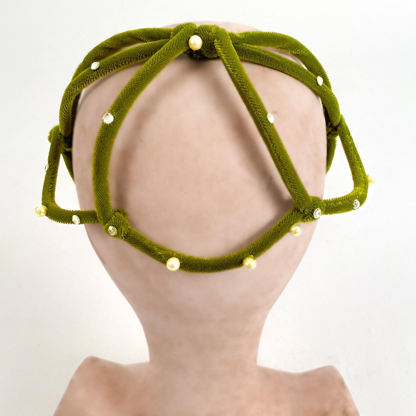 1950s Green Velvet Juliet Cape with Rhinestone and Pearls