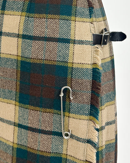 1960-70s 'The Central Park Highland' Skit and Cape Set