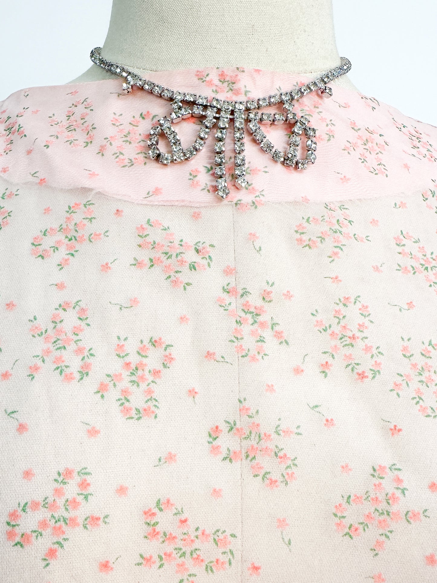 1950s Pretty in Peach Party Dress / Small