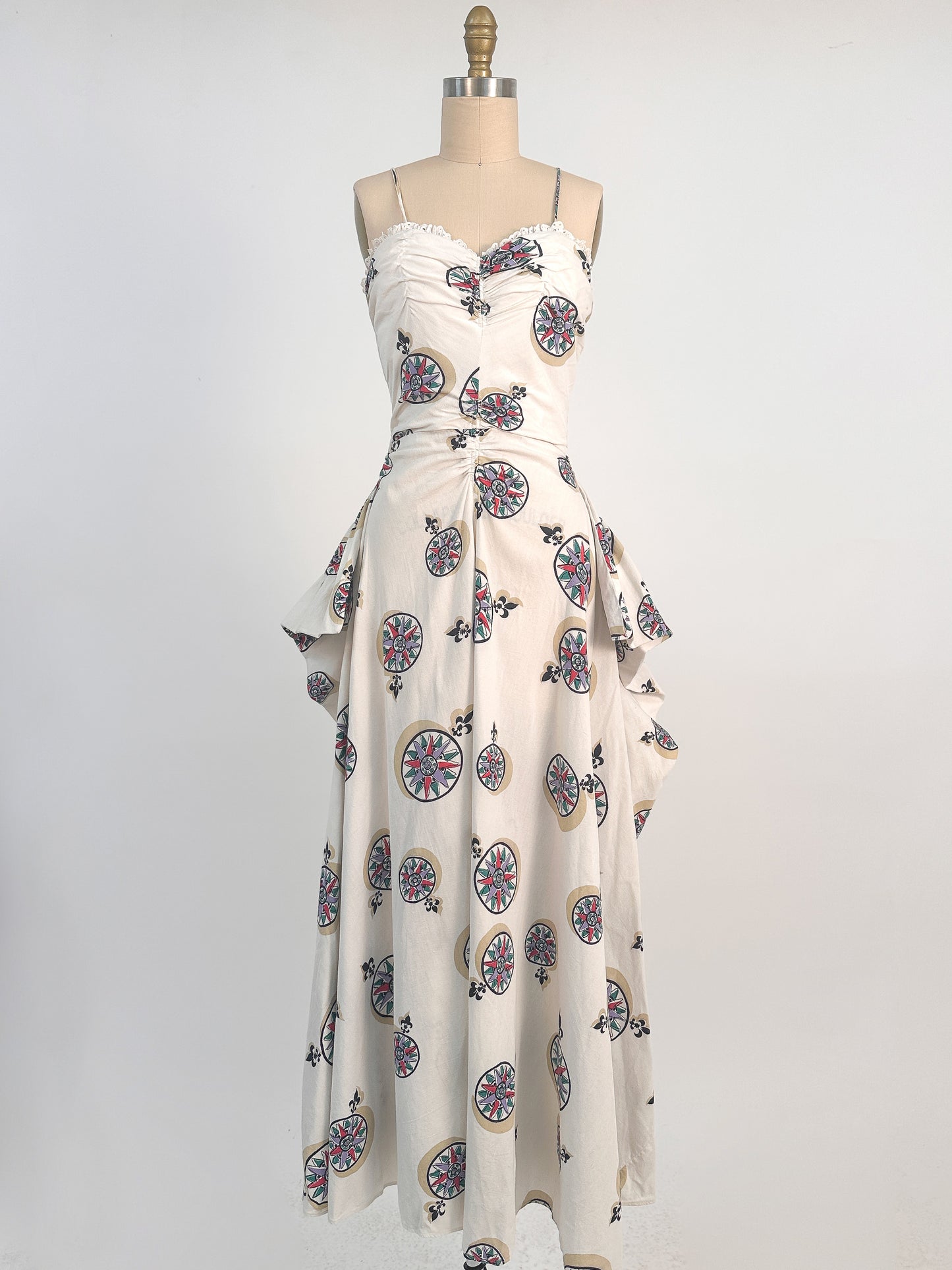 1940s White Cotton Novelty Print Dress / Waist 26