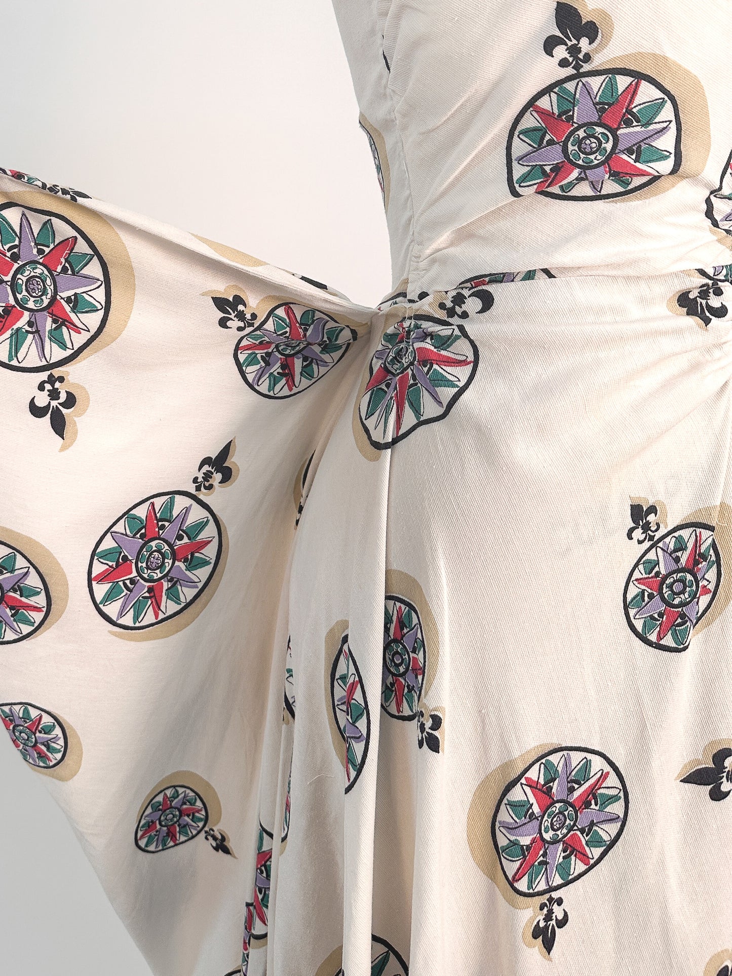 1940s White Cotton Novelty Print Dress / Waist 26