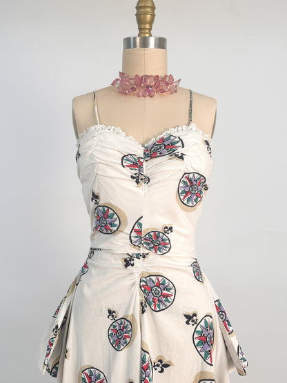 1940s White Cotton Novelty Print Dress / Waist 26