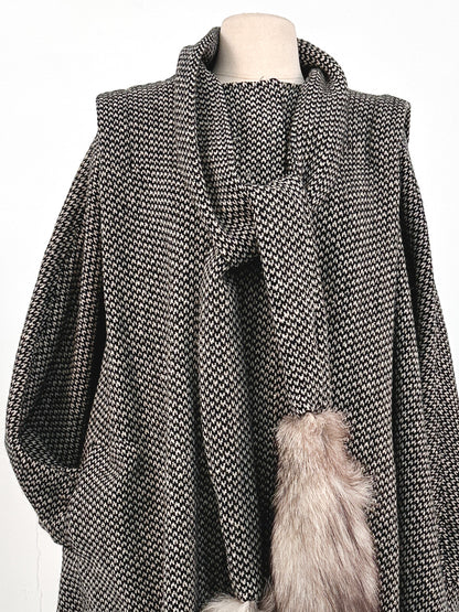 1980s Houndstooth Batwinged Coat / OSFM