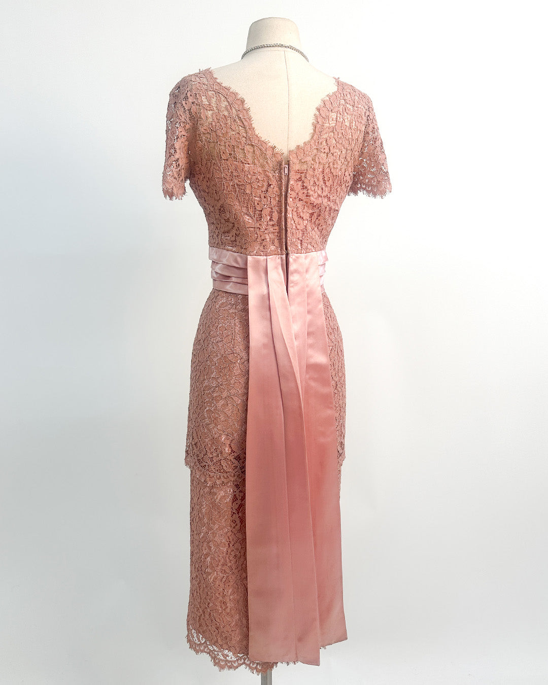 1950s Romantic Mauve Lace Evening Dress with Pink Satin Accents / Medium