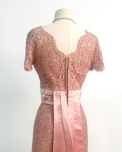 1950s Romantic Mauve Lace Evening Dress with Pink Satin Accents / Medium