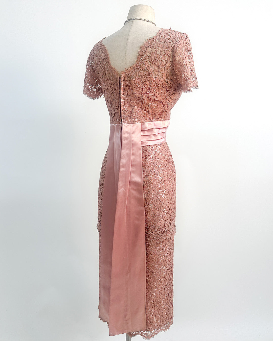 1950s Romantic Mauve Lace Evening Dress with Pink Satin Accents / Medium