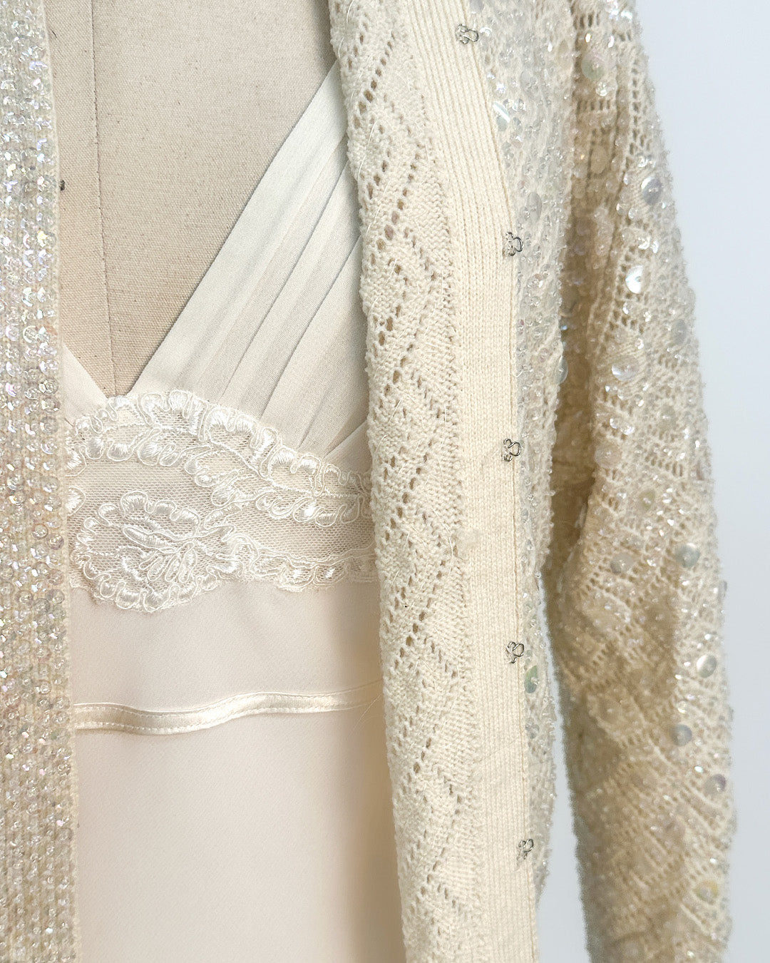 1950s Sparkling Iridescent Sequined Cardigan / Large