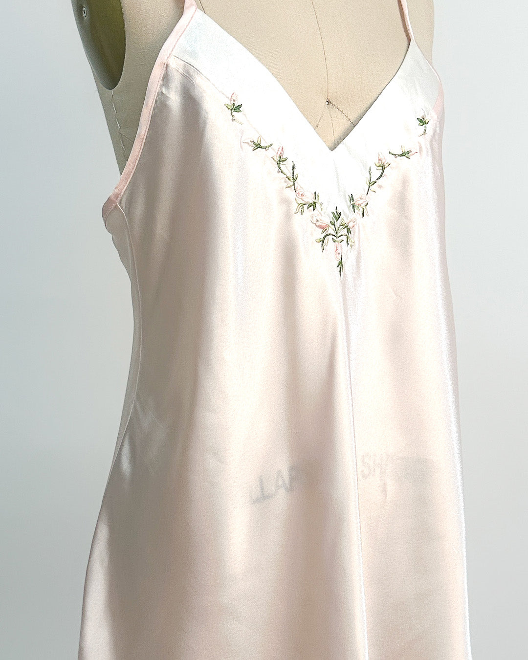 1980s Silky Slip with Pearls and Roses Accents / Medium