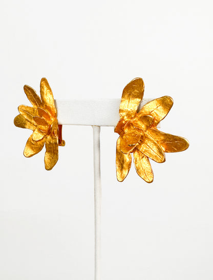 1980s Golden Flower Petal Clip-on Earrings