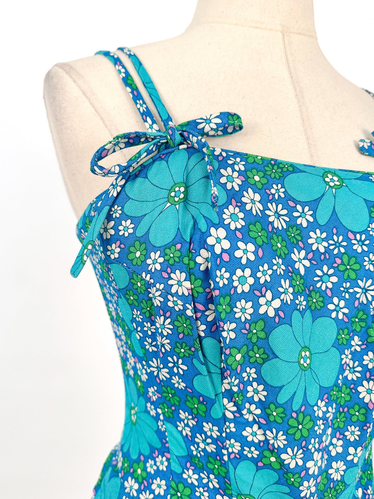 1960s Groovy Floral Cotton Playsuit / Waist 26