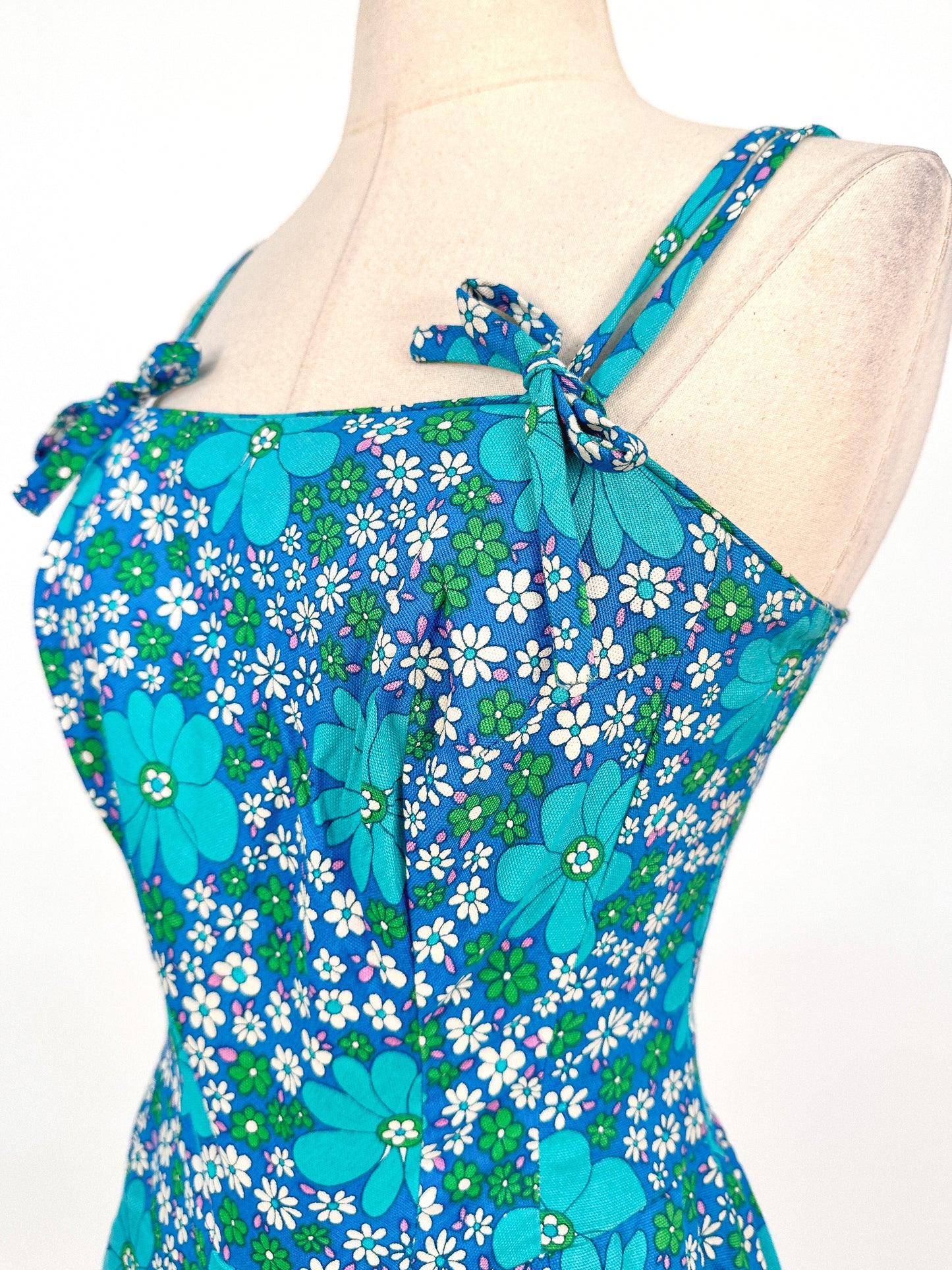 1960s Groovy Floral Cotton Playsuit / Waist 26