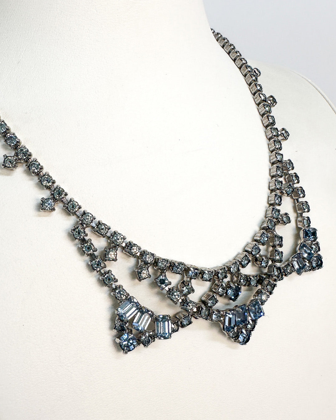 1940-50s Pale Blue Rhinestones Statement Choker