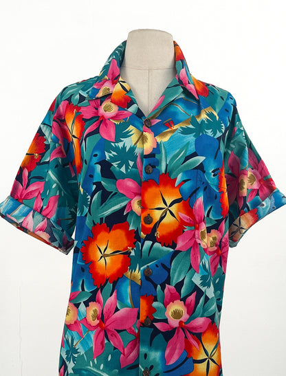 1990s Colorful Hawaiian Shirt / Fits up to Bust 50"