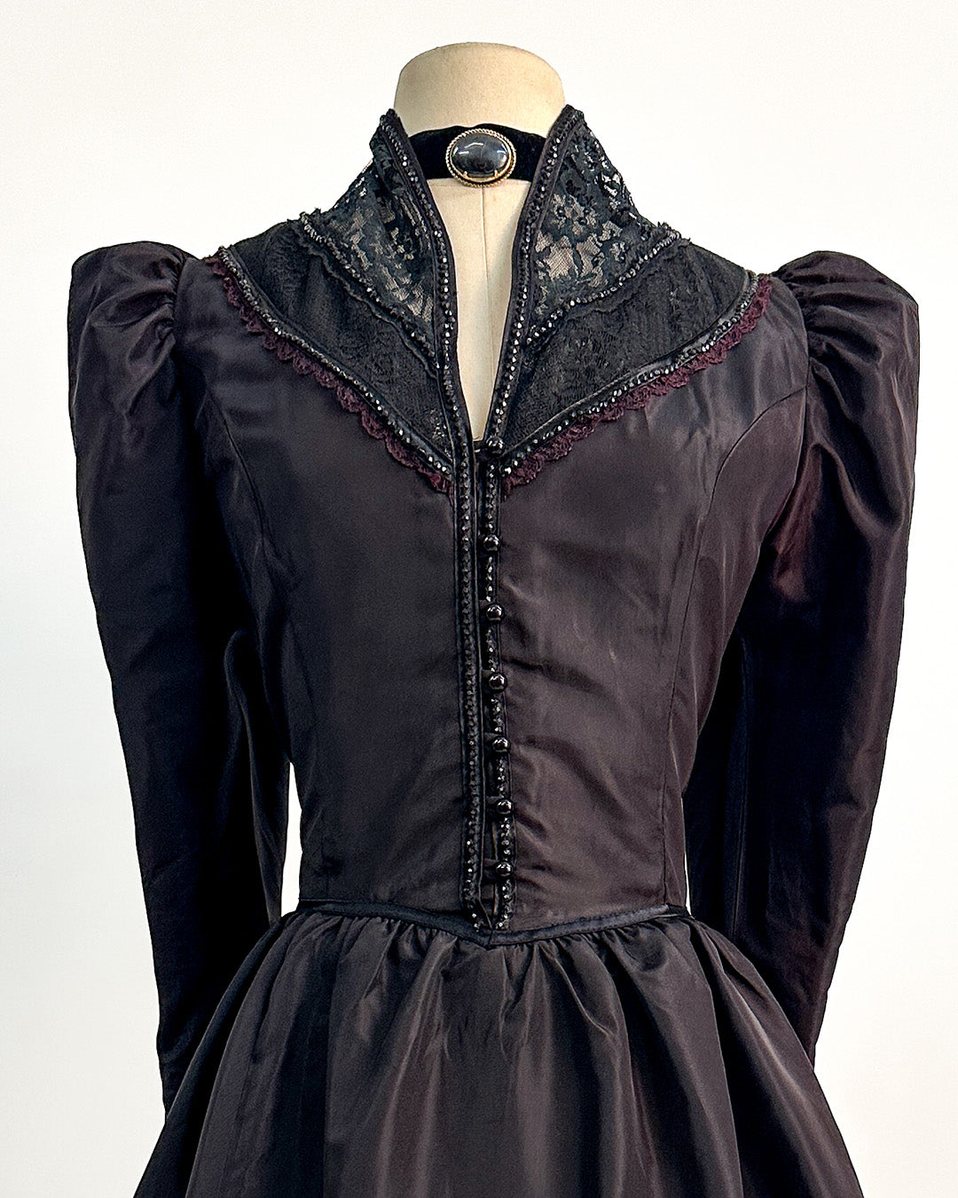 Rare 1970s Gunne Sax Witchy Black Taffeta Dress / Medium