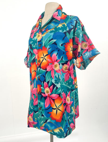 1990s Colorful Hawaiian Shirt / Fits up to Bust 50"