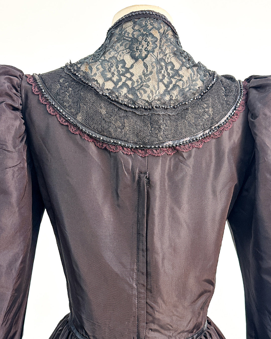 Rare 1970s Gunne Sax Witchy Black Taffeta Dress / Medium