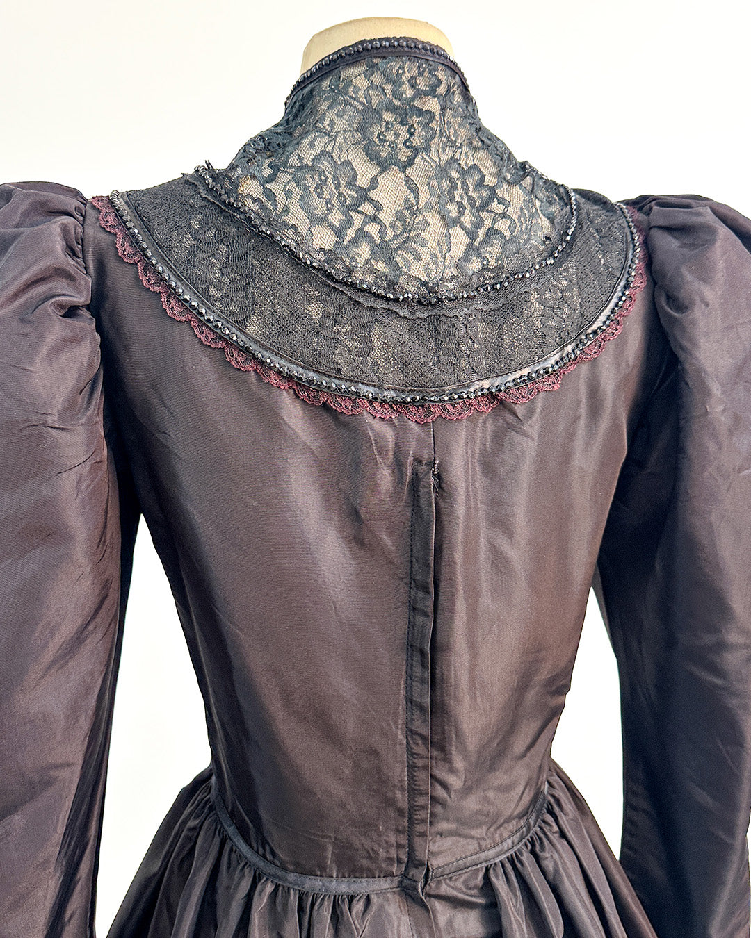 Rare 1970s Gunne Sax Witchy Black Taffeta Dress / Medium