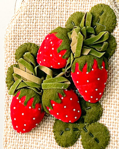 Charming 1950s Felted Strawberry Handbag with Velvet & Pearls