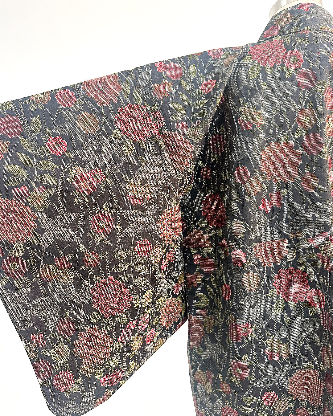 Romantic Vintage Kimono with Fall Leaves and Chrysanthemums / One Size
