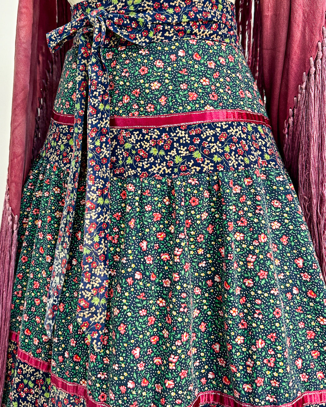 1970s 'The Enchanted Meadow' Gunne Sax Skirt / Medium