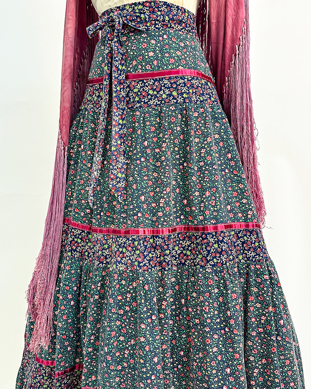1970s 'The Enchanted Meadow' Gunne Sax Skirt / Medium