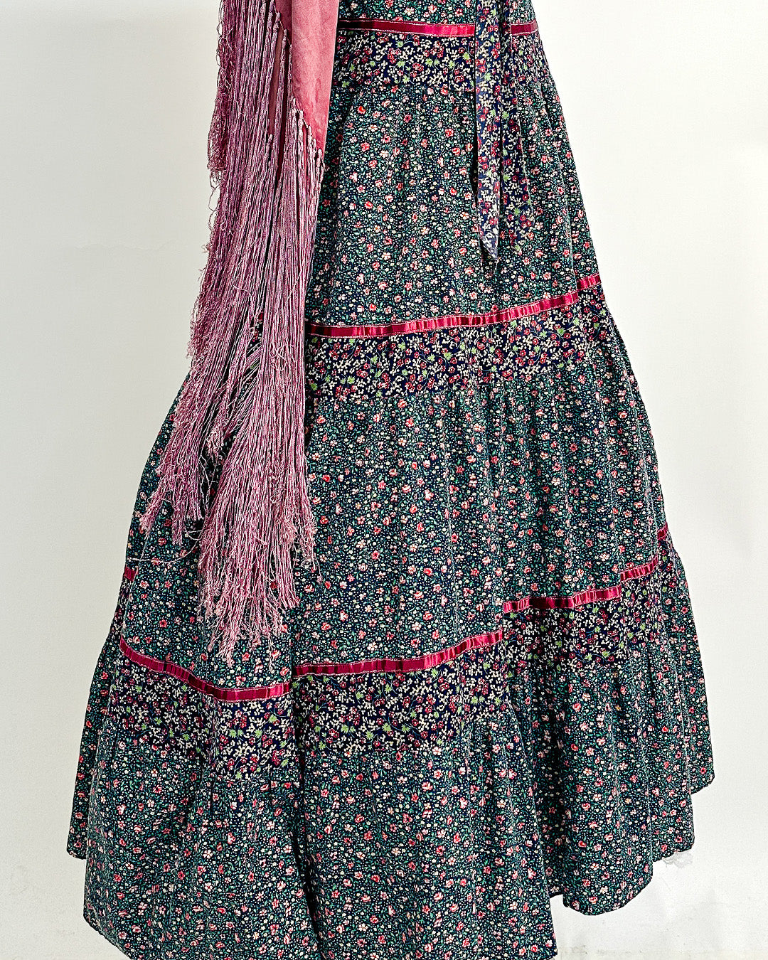 1970s 'The Enchanted Meadow' Gunne Sax Skirt / Medium