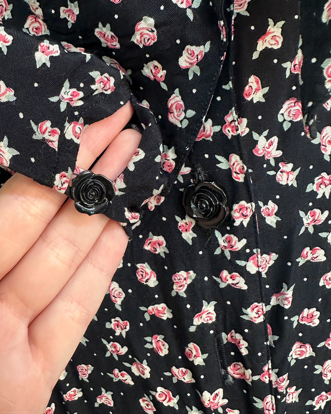 1990s 'The Midnight Roses' Button-up Dress / Medium