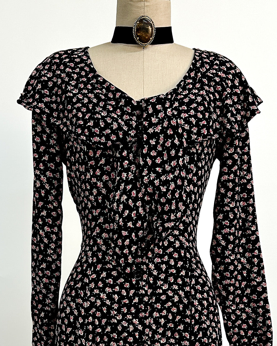 1990s 'The Midnight Roses' Button-up Dress / Medium