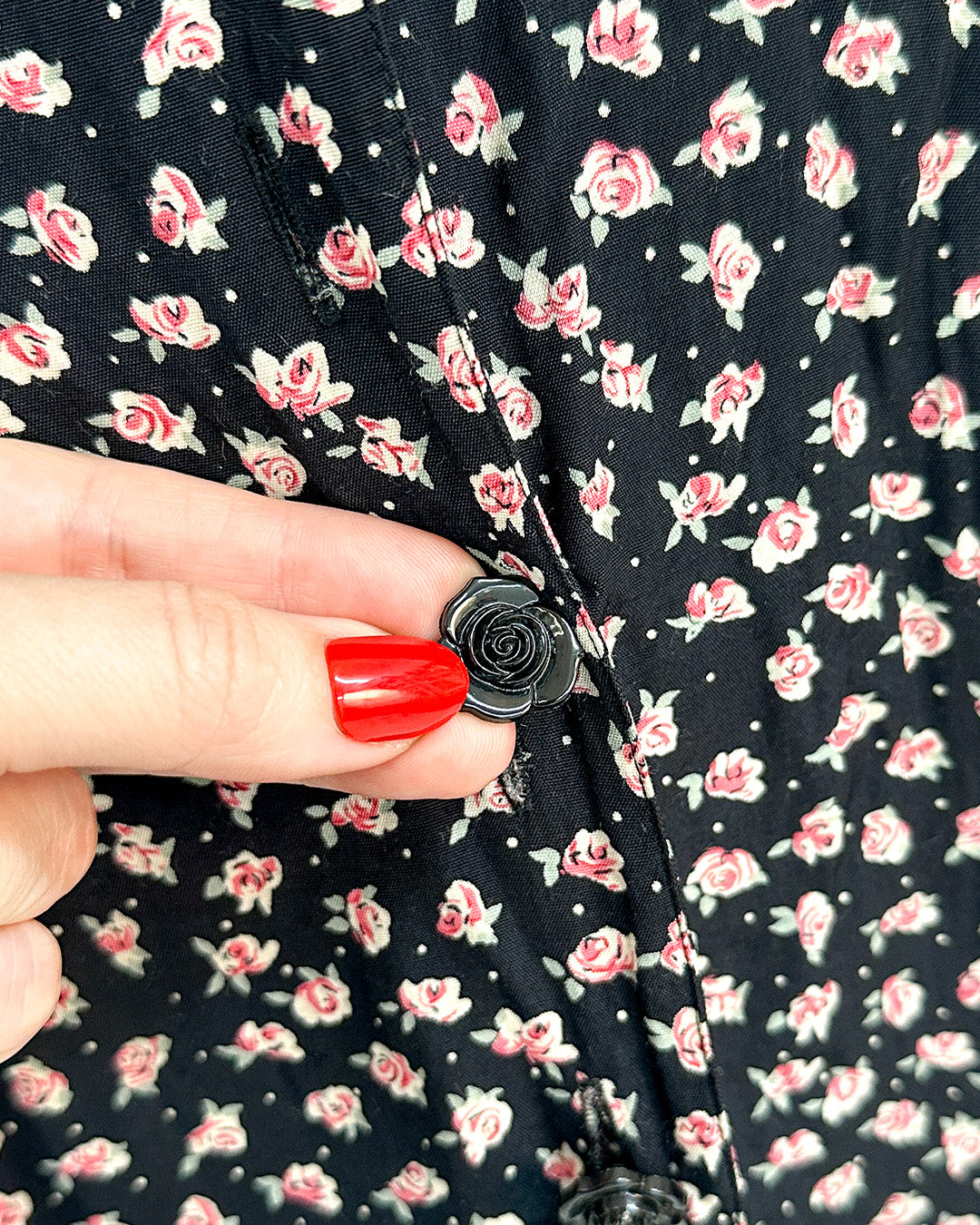 1990s 'The Midnight Roses' Button-up Dress / Medium