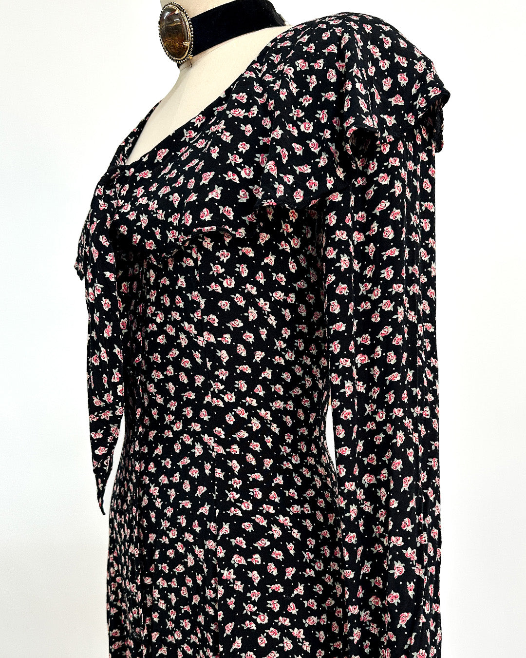 1990s 'The Midnight Roses' Button-up Dress / Medium