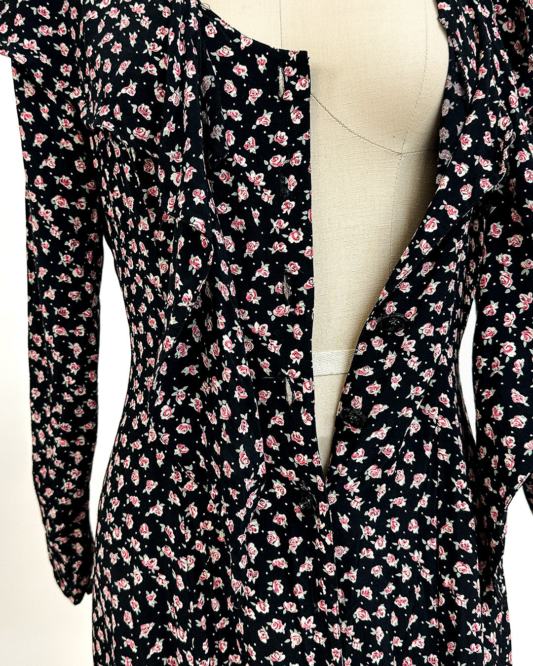 1990s 'The Midnight Roses' Button-up Dress / Medium