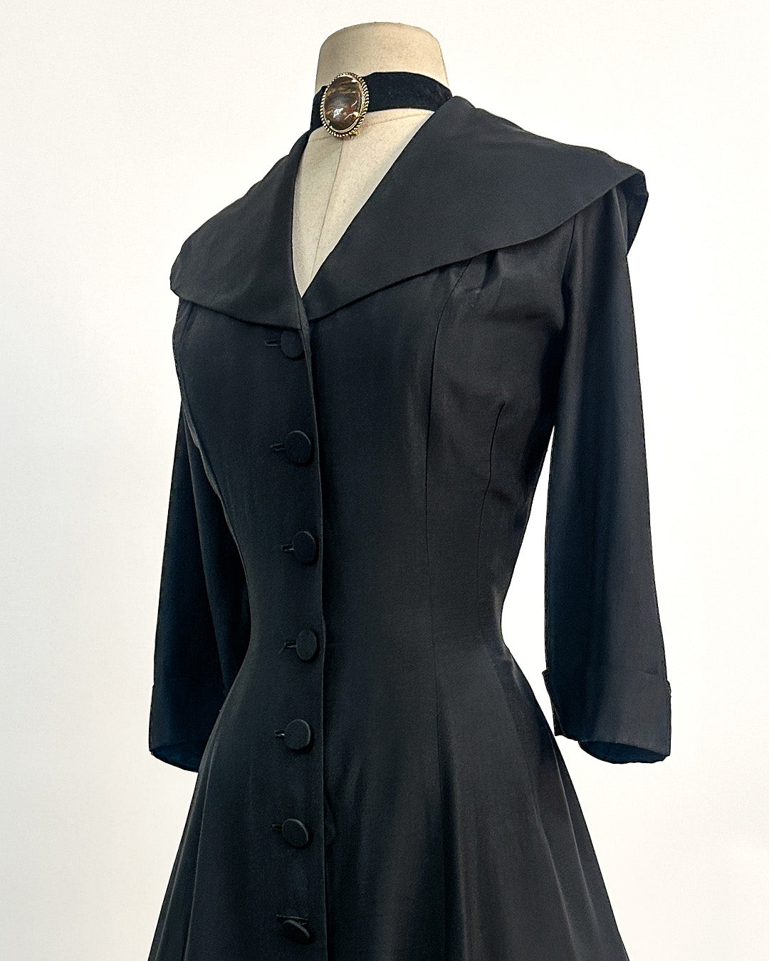 1950s “The Midnight New Look Dress” / Large