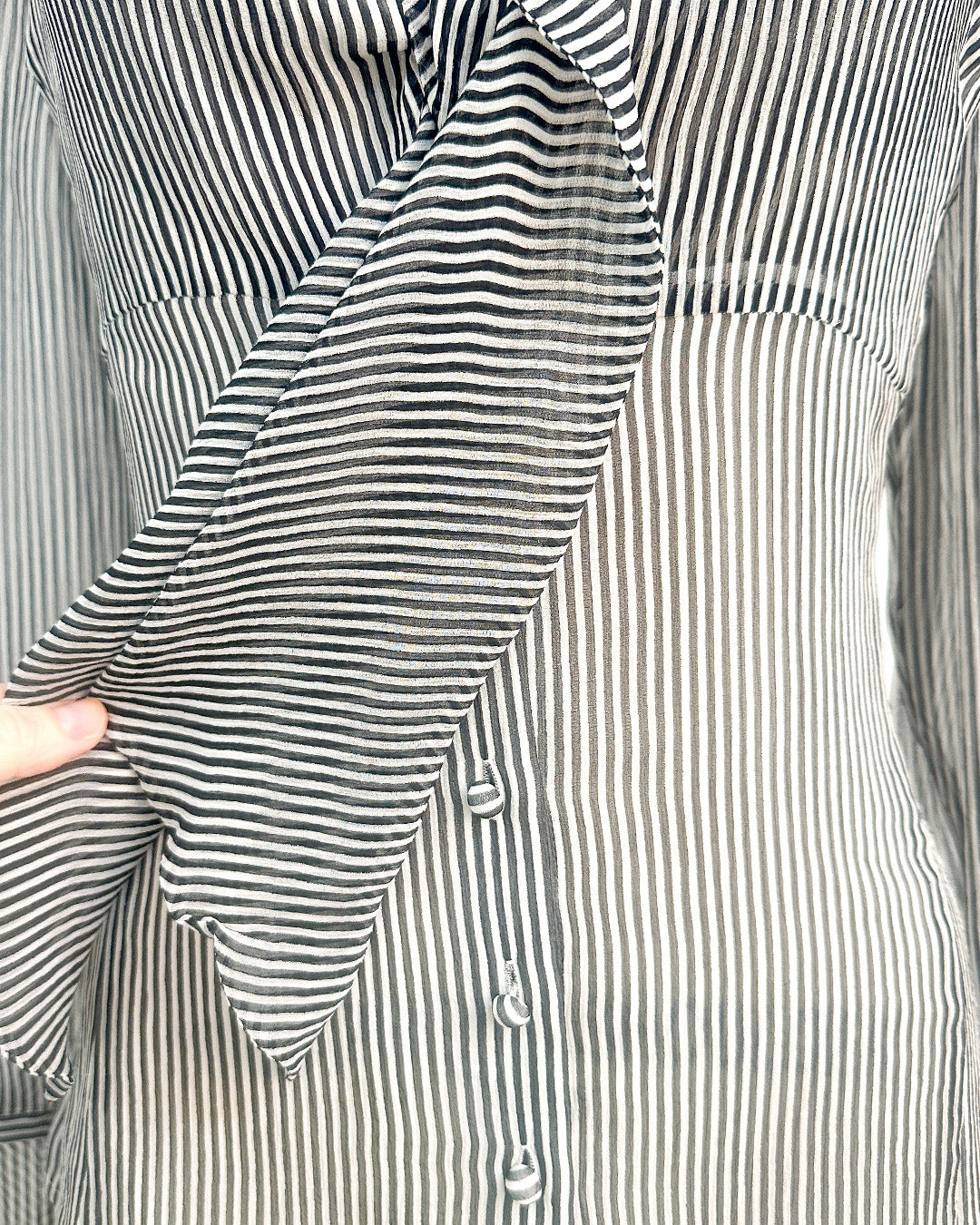 2000s 'The Midnight Sonata' Blouse / Medium –– Large