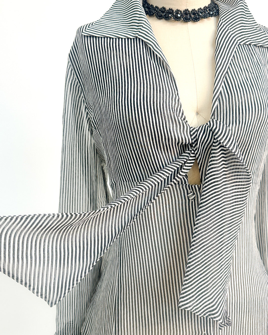 2000s 'The Midnight Sonata' Blouse / Medium –– Large