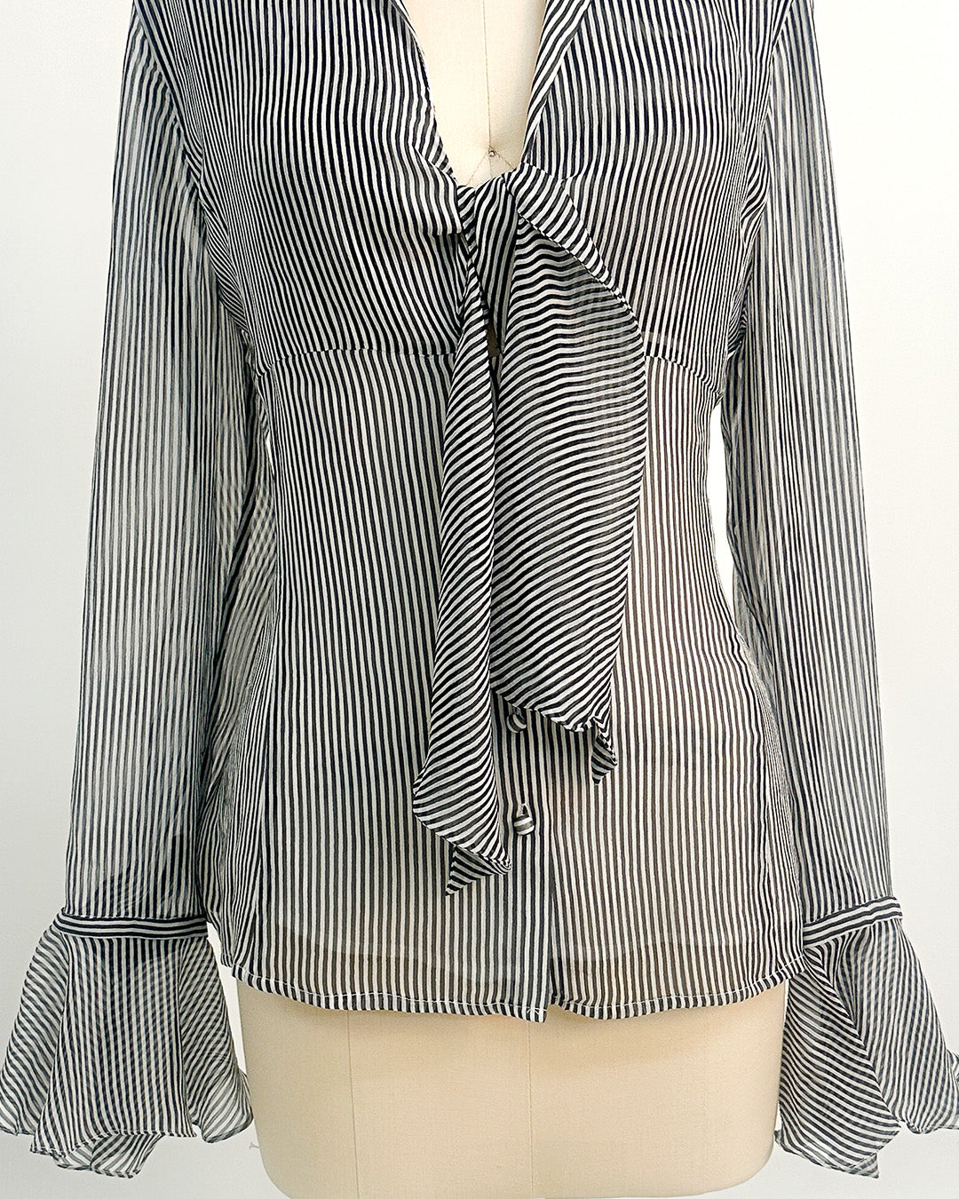 2000s 'The Midnight Sonata' Blouse / Medium –– Large