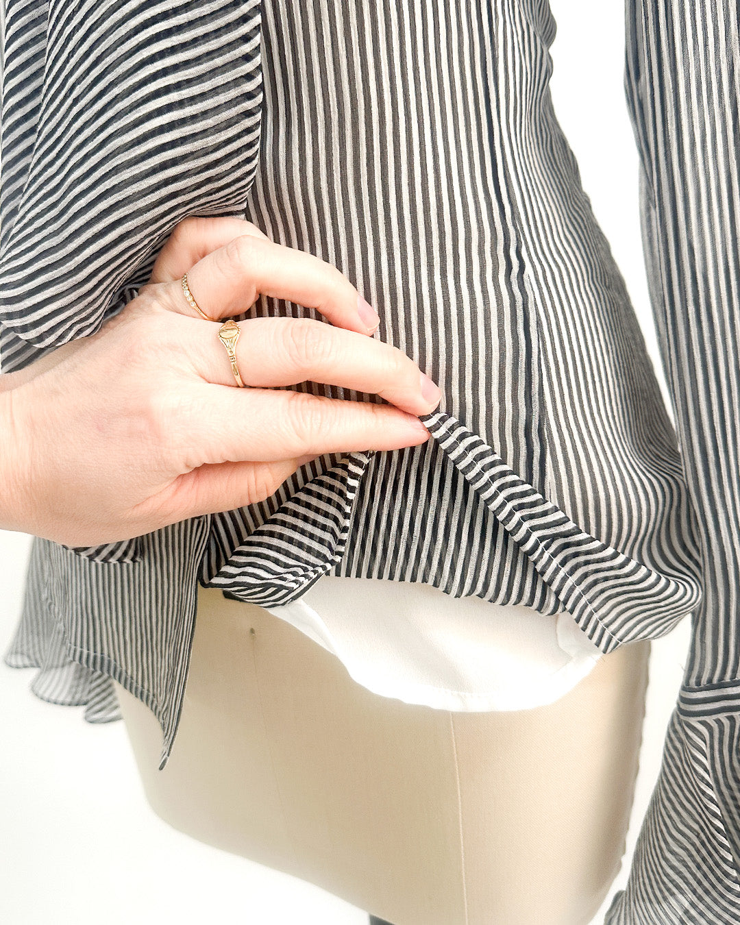 2000s 'The Midnight Sonata' Blouse / Medium –– Large