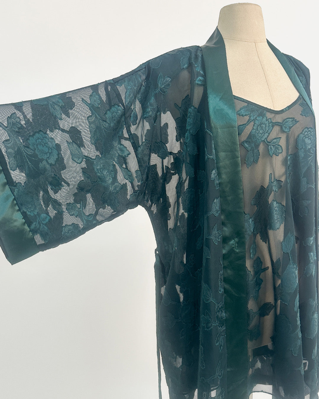 1980-90s 'The Midnight Grove' Lingerie Set / Medium - Large