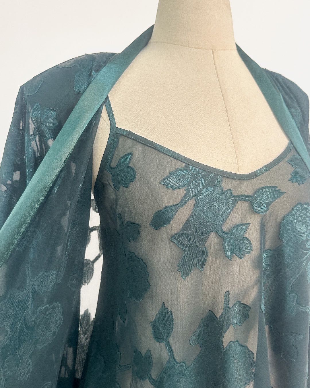 1980-90s 'The Midnight Grove' Lingerie Set / Medium - Large