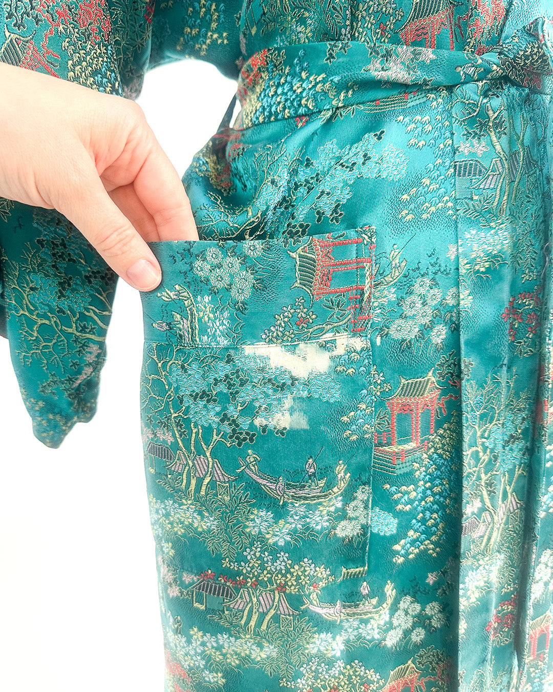 1970-80s 'The Twilight Reverie' Robe / One Size Fits Most