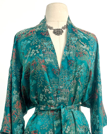 1970-80s 'The Twilight Reverie' Robe / One Size Fits Most