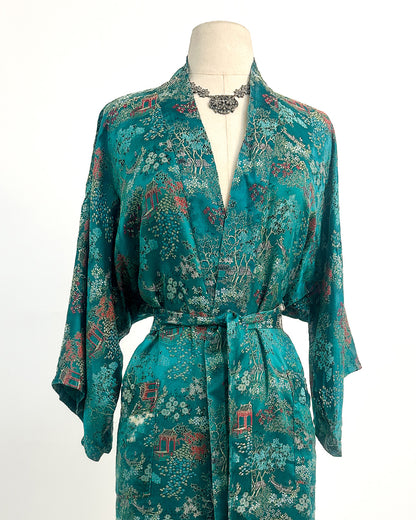 1970-80s 'The Twilight Reverie' Robe / One Size Fits Most