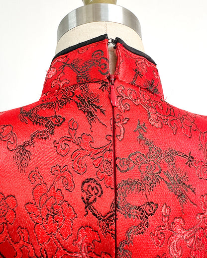 1970-80s 'The Dragon’s Shadow' Qipao / Medium