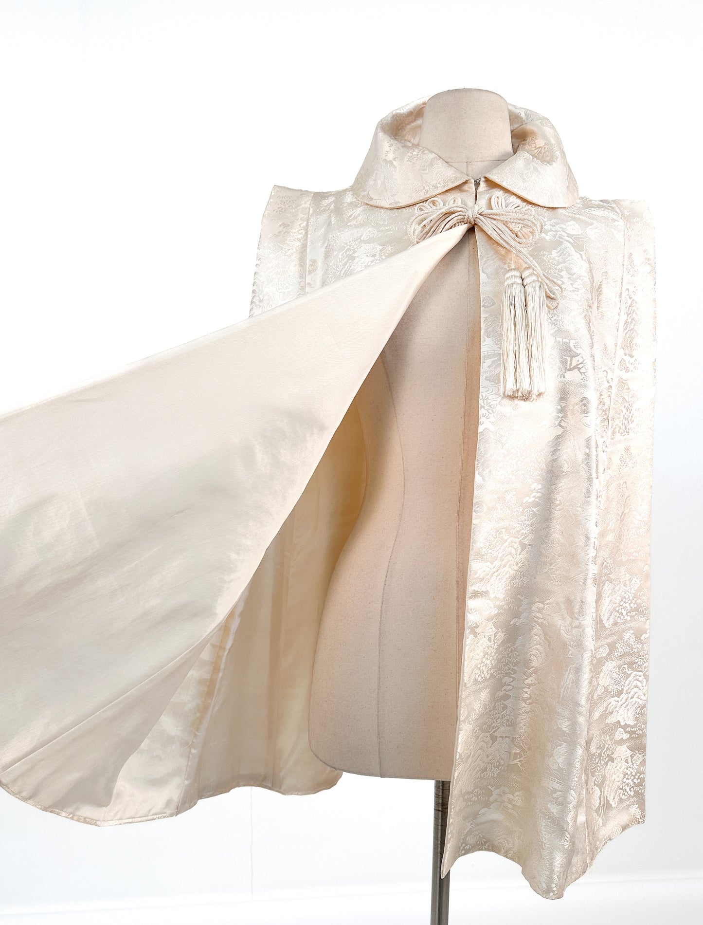 1960s Cream Brocade Cape with Tassels / OSFM