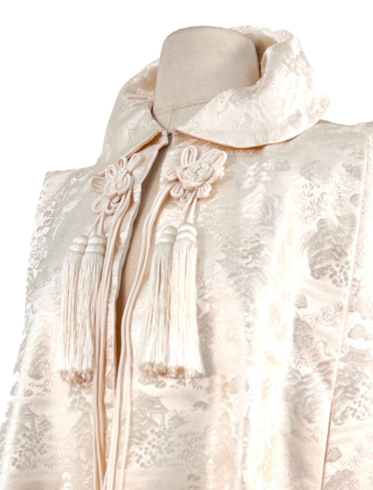 1960s Cream Brocade Cape with Tassels / OSFM