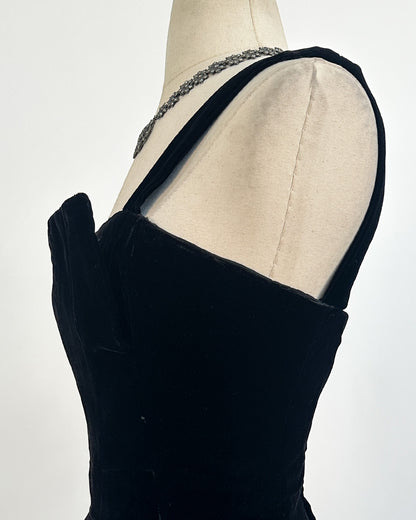 1950s 'The Velvet Manhattan' Dress by Suzy Perette / Small